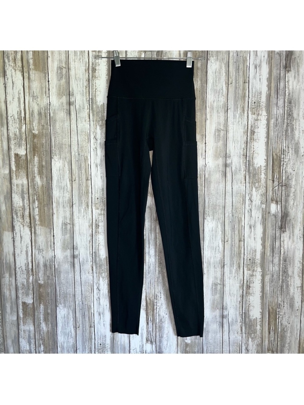 Offline Black High Rise Goals 7/8 Leggings - Picture 2 of 6